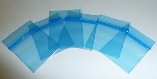1/2 x 1/2, 2 Mil Blue Tint Reclosable Bags