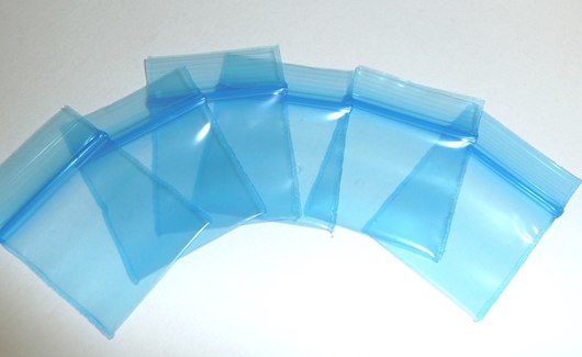 1 x 1, 2 Mil Blue Tint Reclosable Bags