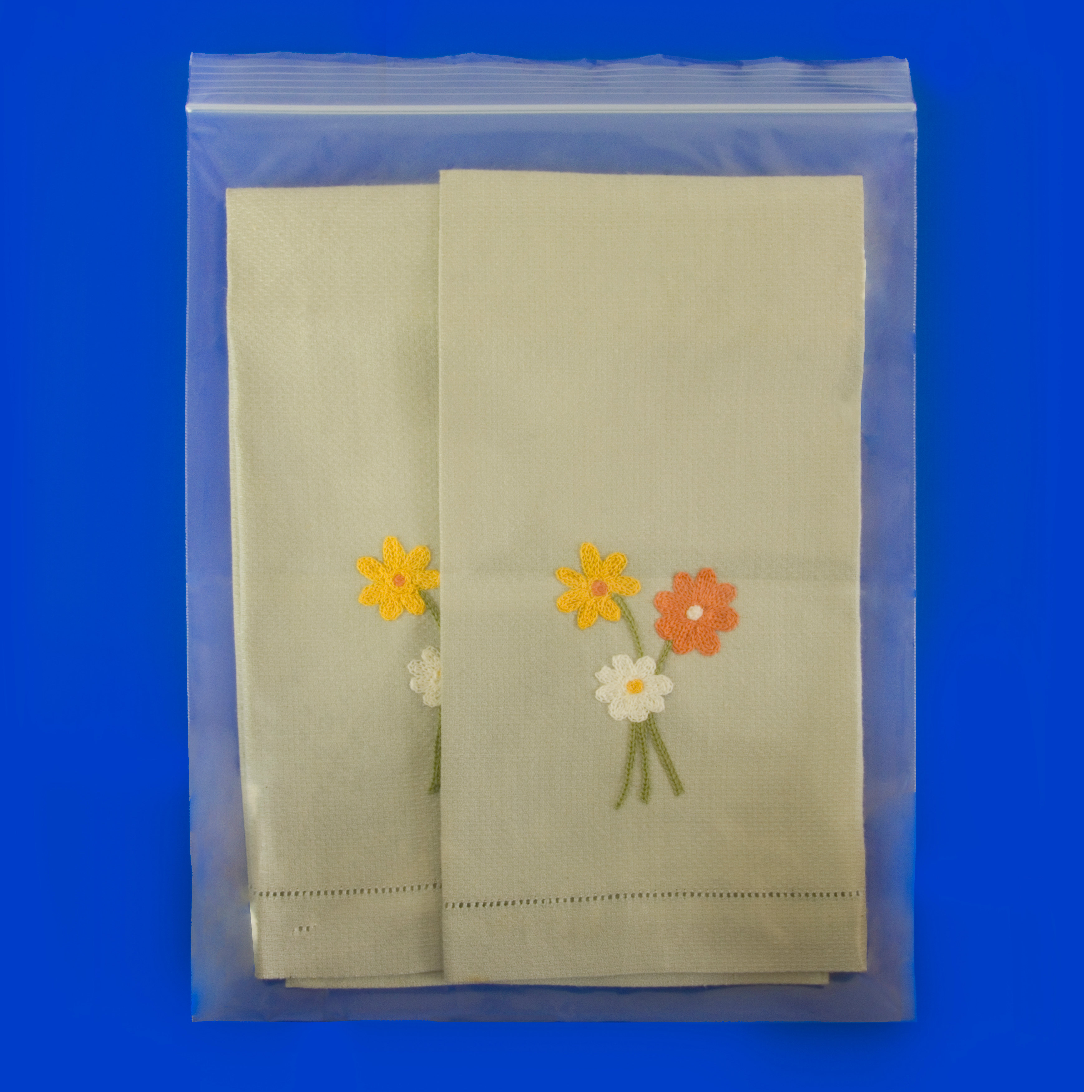 Pack of (1000), 9 x 12 4 mil Self-Seal Poly Bags