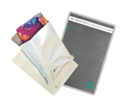Sustainable PCR Mailers